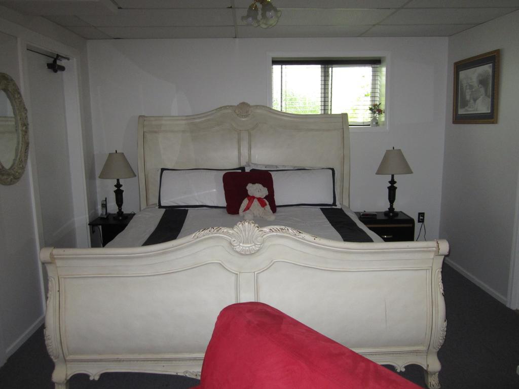 Casey'S Bed & Breakfast Уайтхорс Номер фото