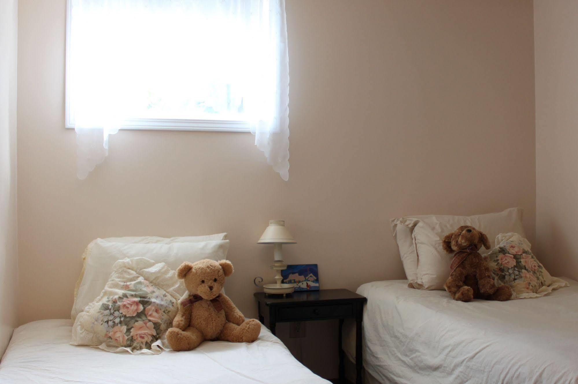 Casey'S Bed & Breakfast Уайтхорс Экстерьер фото