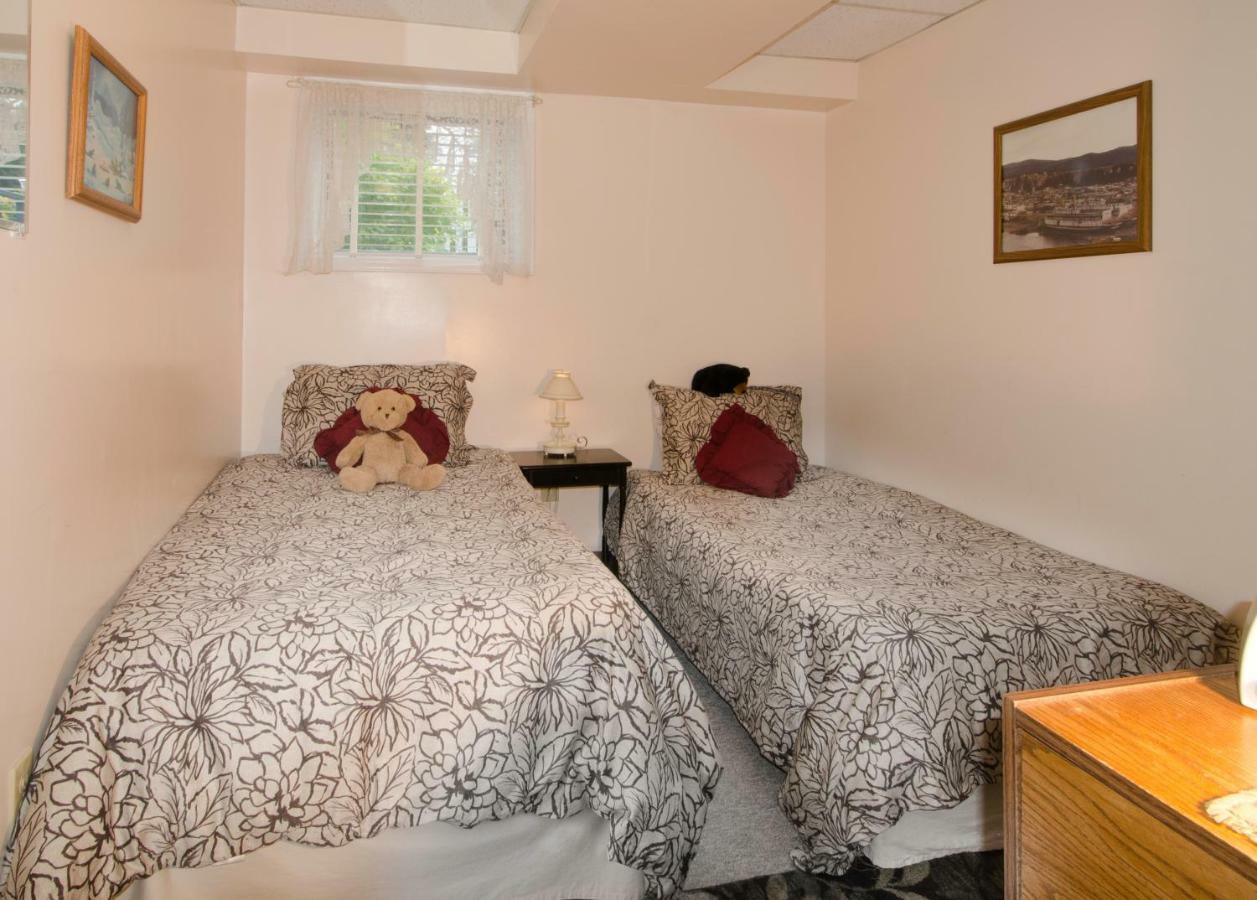 Casey'S Bed & Breakfast Уайтхорс Экстерьер фото